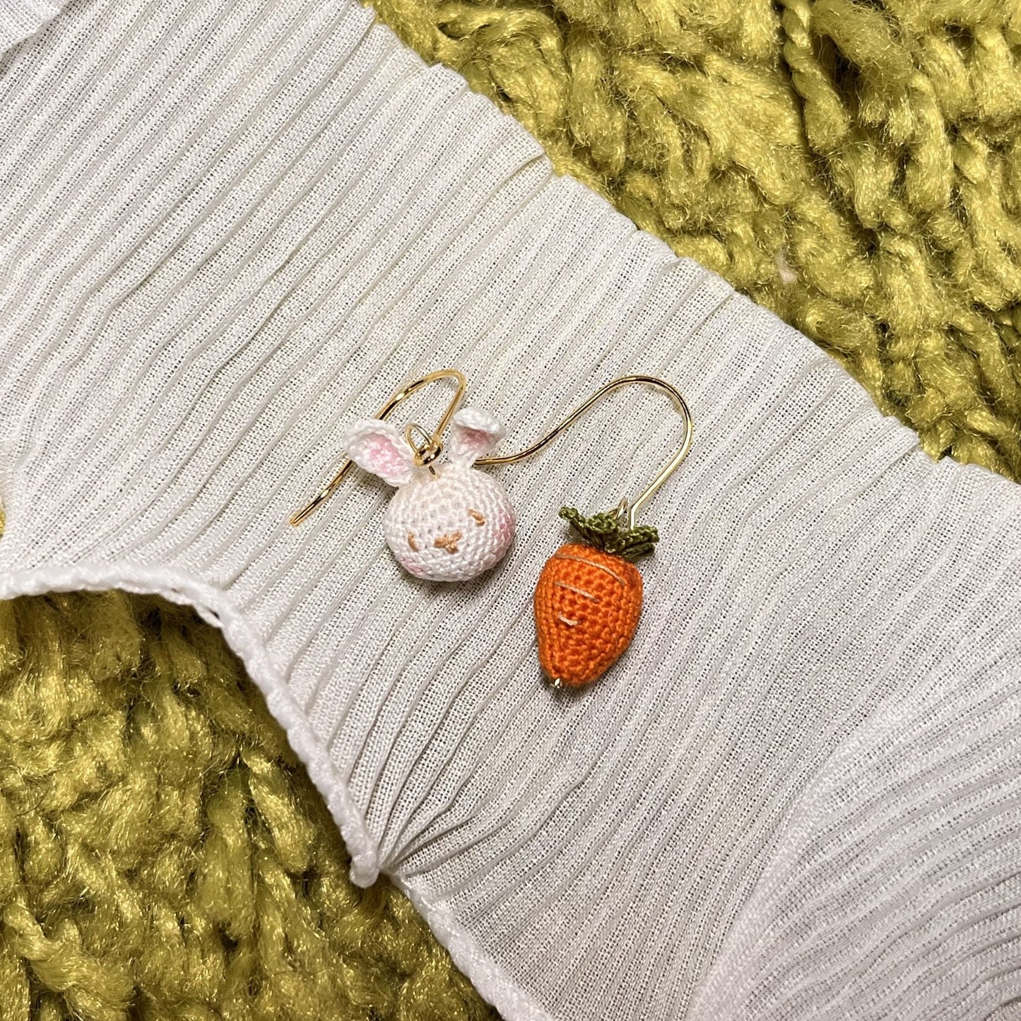 Bunny & Carrot Micro Crotchet earrings by Miss Peachy