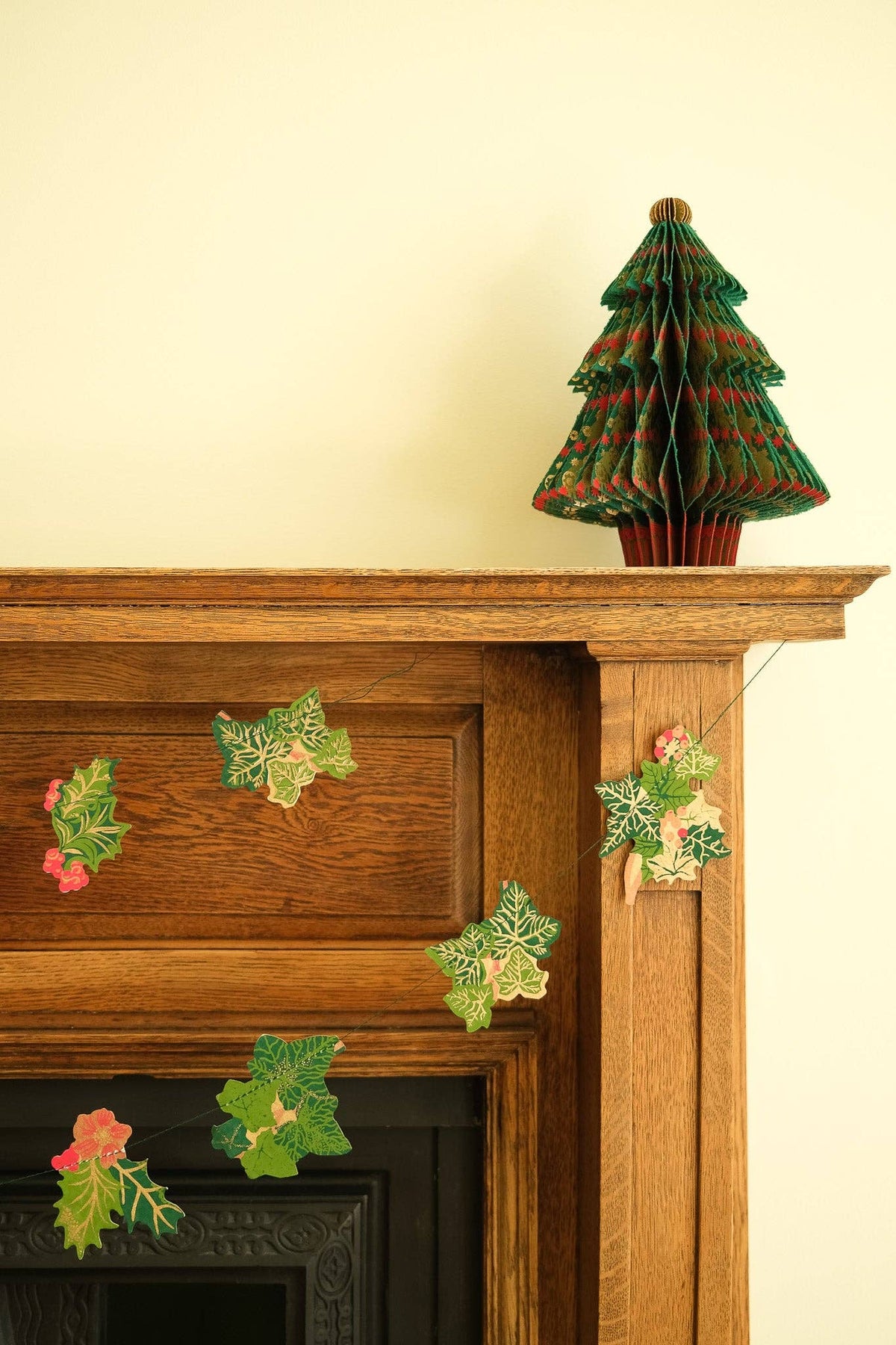 East End Press - UK/EU: Holly and Ivy Sewn Garland
