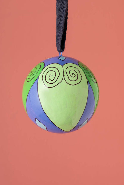 Daisy Snow - Green & Blue Hearts Bauble
