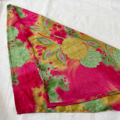 AURA QUE - MOHINI Recycled Sari Fabric Scarf Square 55cm