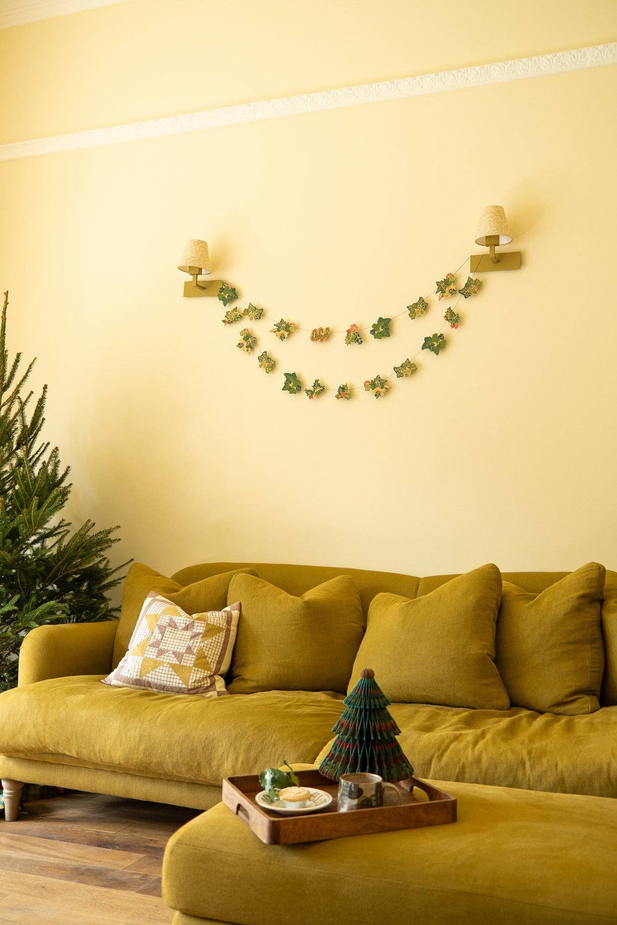 East End Press - UK/EU: Holly and Ivy Sewn Garland