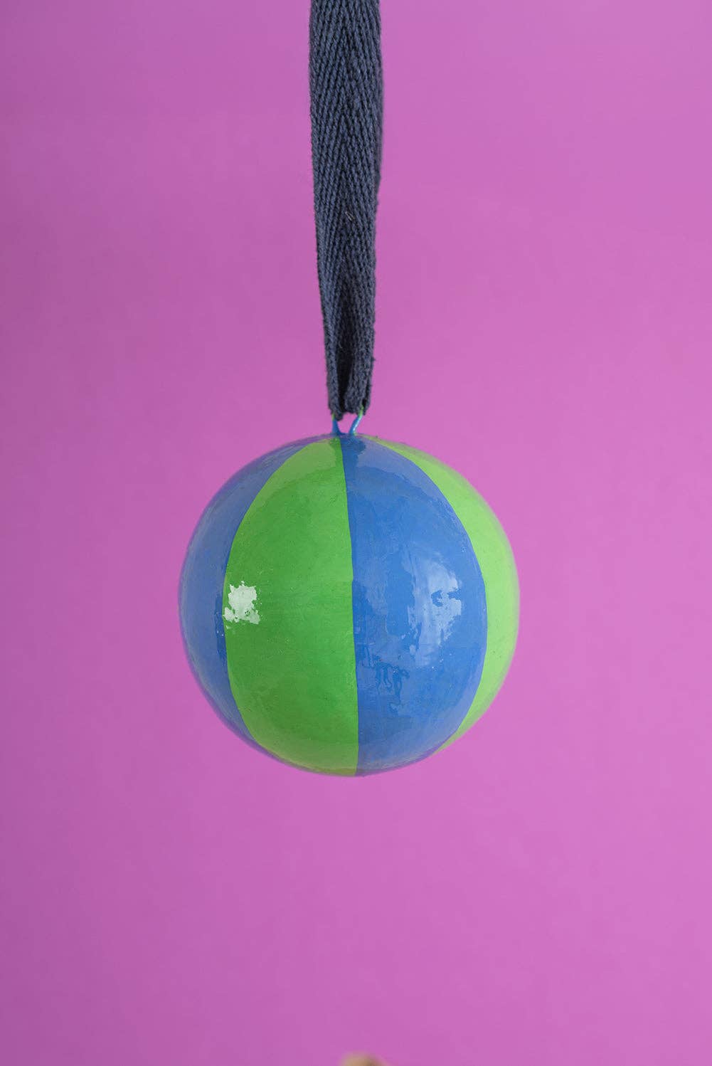 Daisy Snow - True Blue & Viridis Beachball Bauble