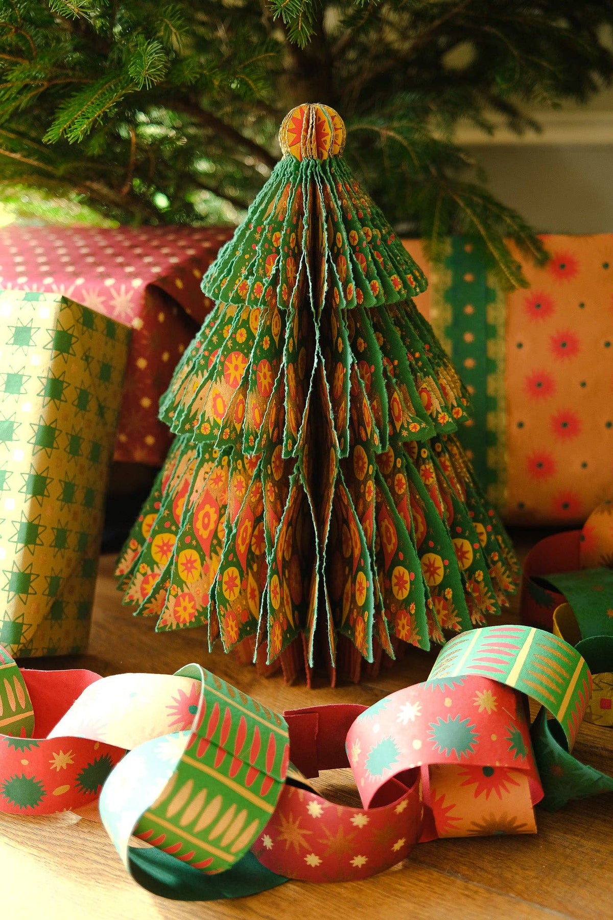 East End Press - UK/EU: Christmas Tree Honeycomb