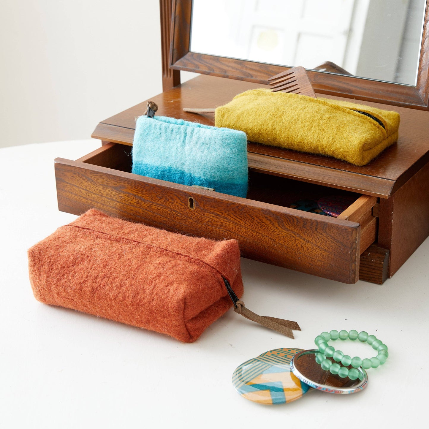AURA QUE - LILA Two Tone Felt Purse