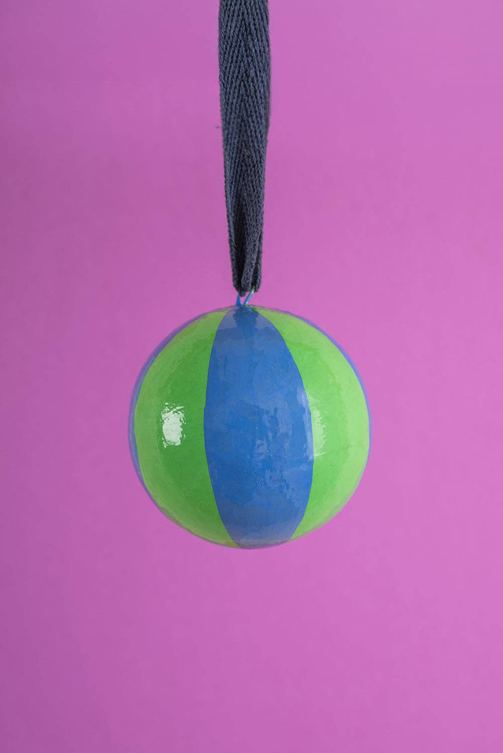 Daisy Snow - True Blue & Viridis Beachball Bauble