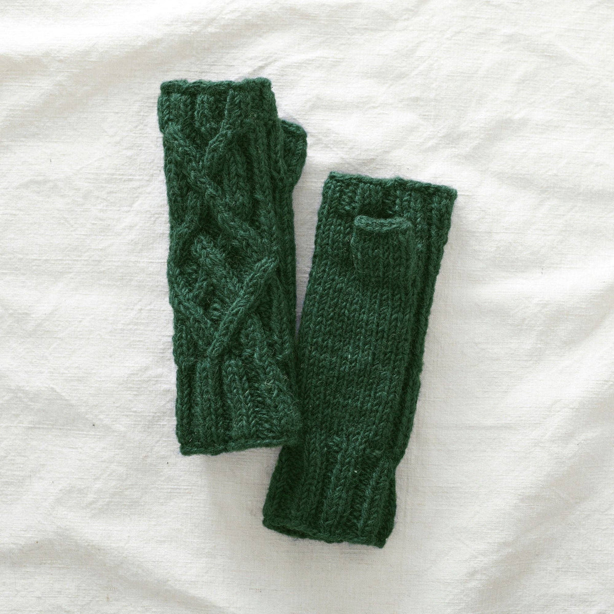 AURA QUE - RAJA Cable Knit Wool Lined Wristwarmer Gloves