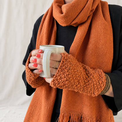 AURA QUE - VARGA Unisex Banana Yarn Wristwarmers