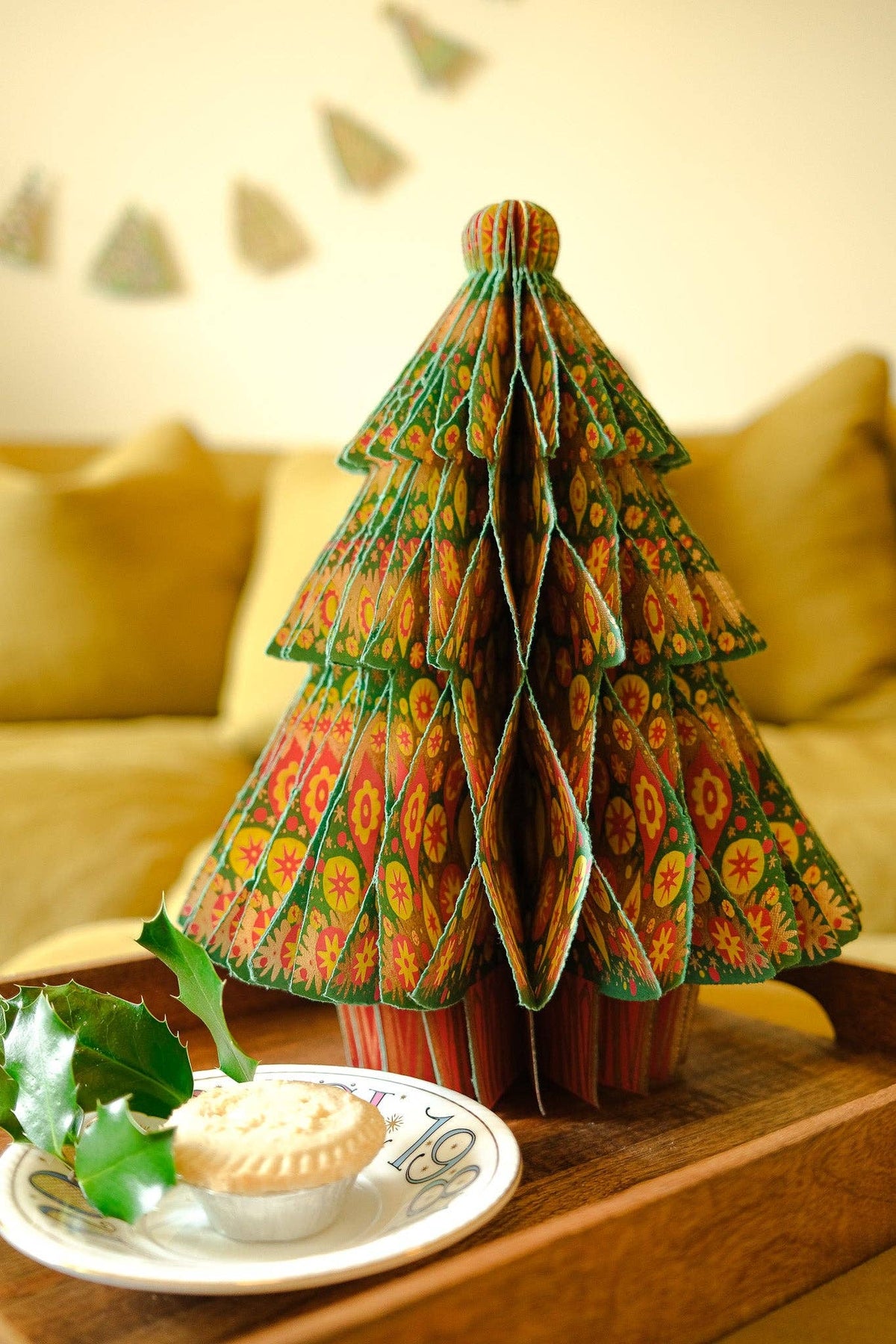 East End Press - UK/EU: Christmas Tree Honeycomb