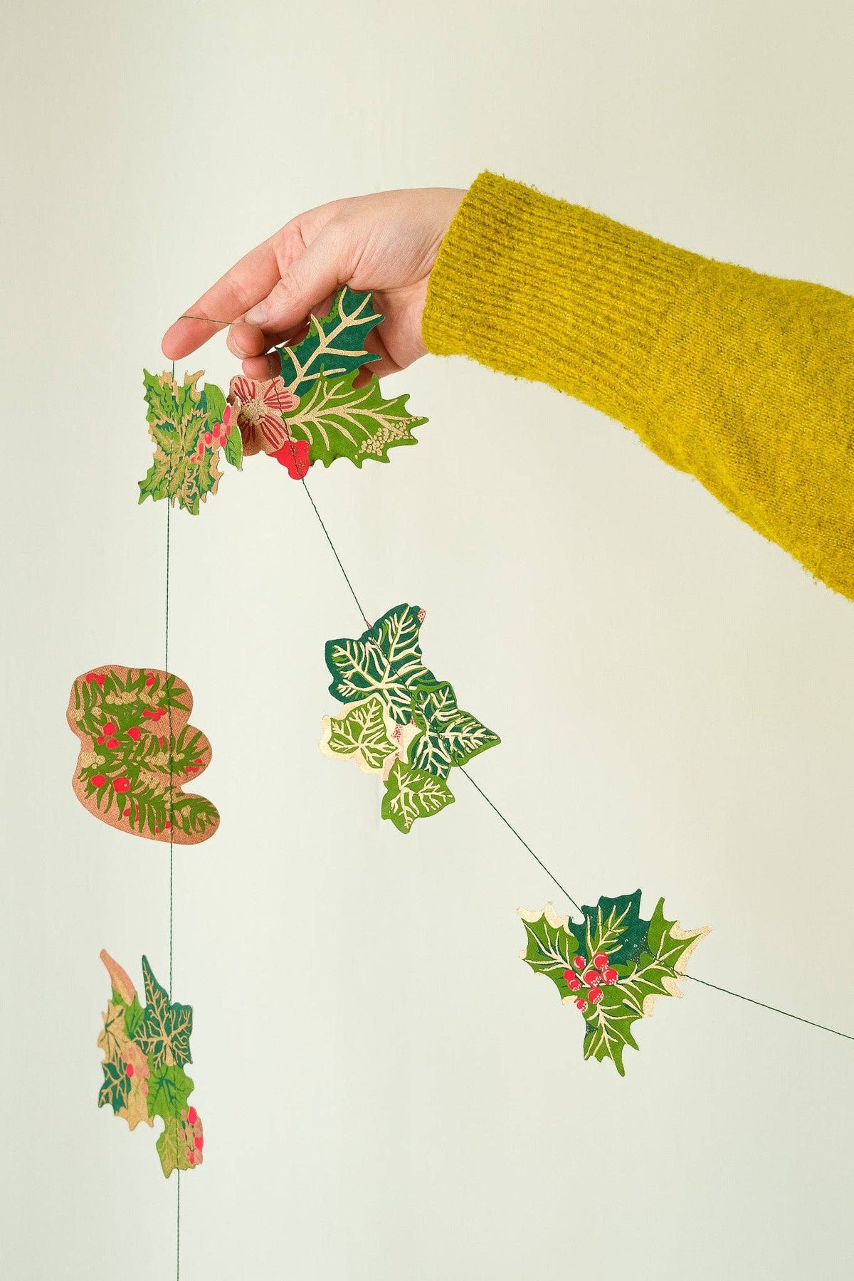 East End Press - UK/EU: Holly and Ivy Sewn Garland