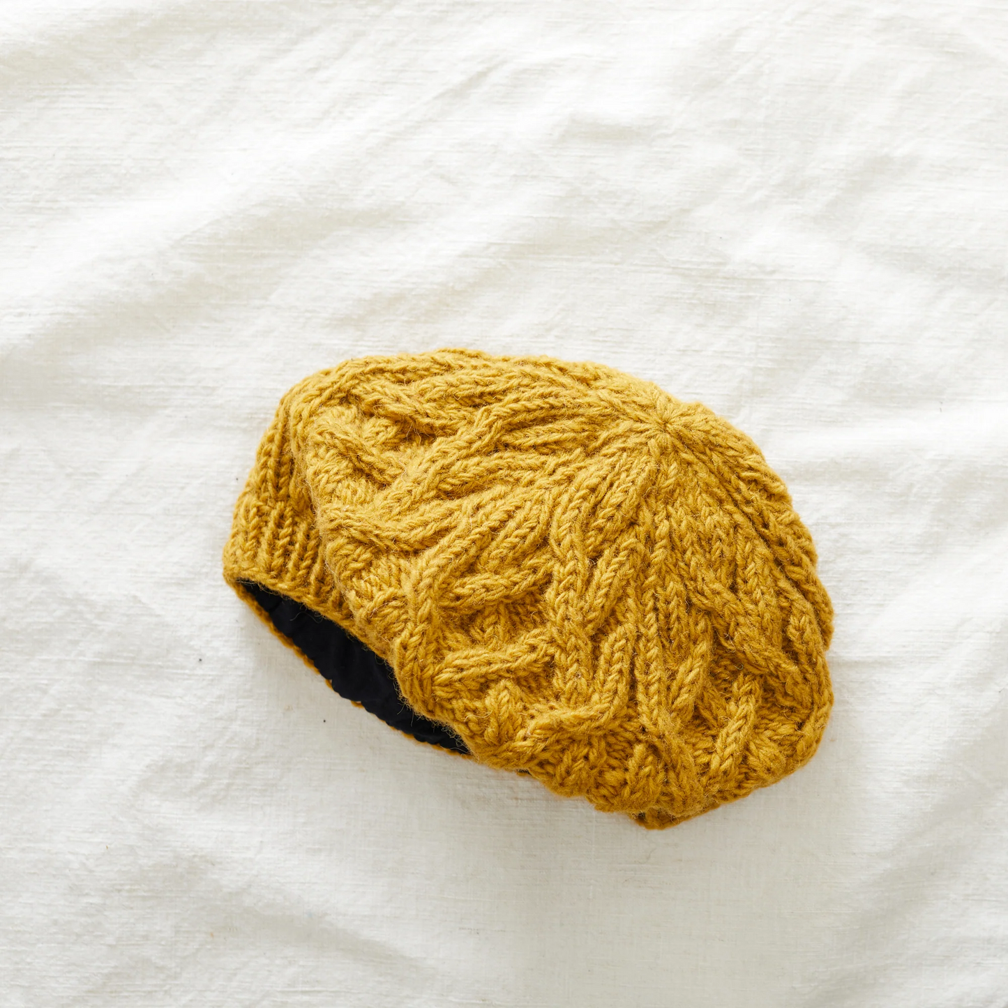 AURA QUE Cable Handknit Wool Jersey Lined Beret Hat