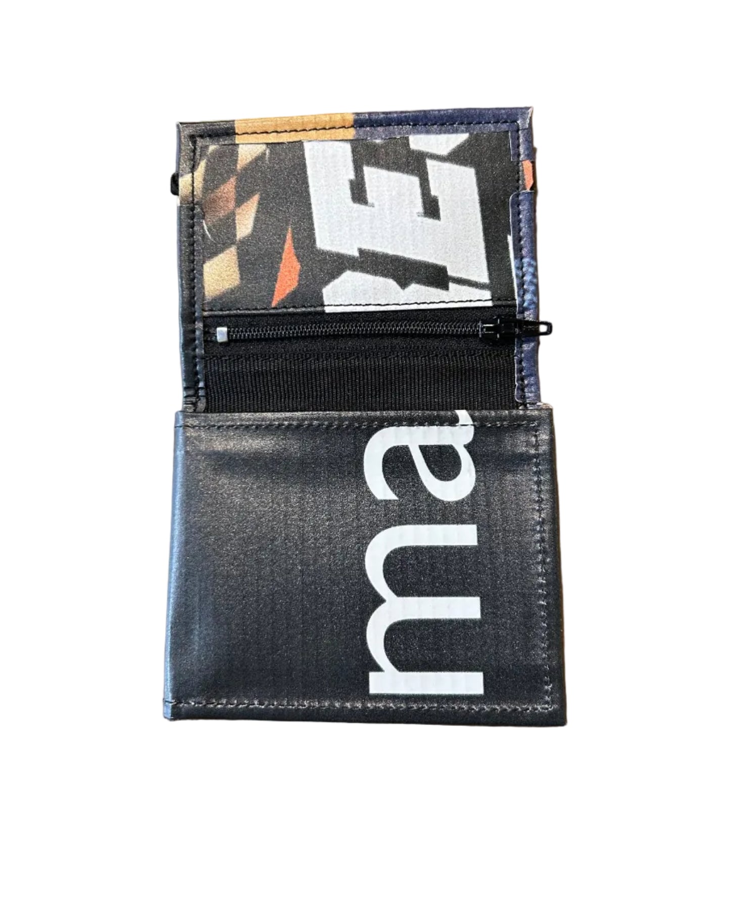 Lompakko Bann Upcycled Wallet Clock Print - by NUKAK