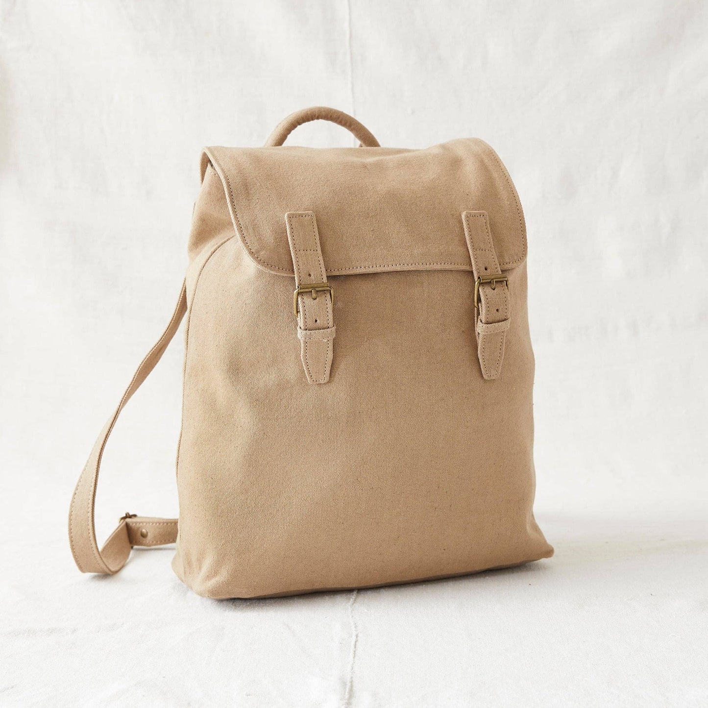 AURA QUE - LAKSHYA Unisex Vegan Canvas Backpack