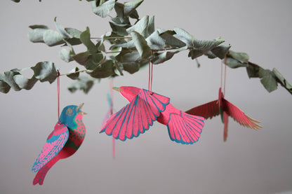 East End Press - UK/EU: Party Birds Paper Ornaments