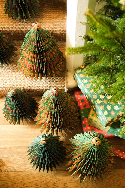 East End Press - UK/EU: Christmas Tree Honeycomb