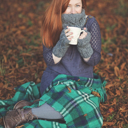 AURA QUE - RAJA Cable Knit Wool Lined Wristwarmer Gloves