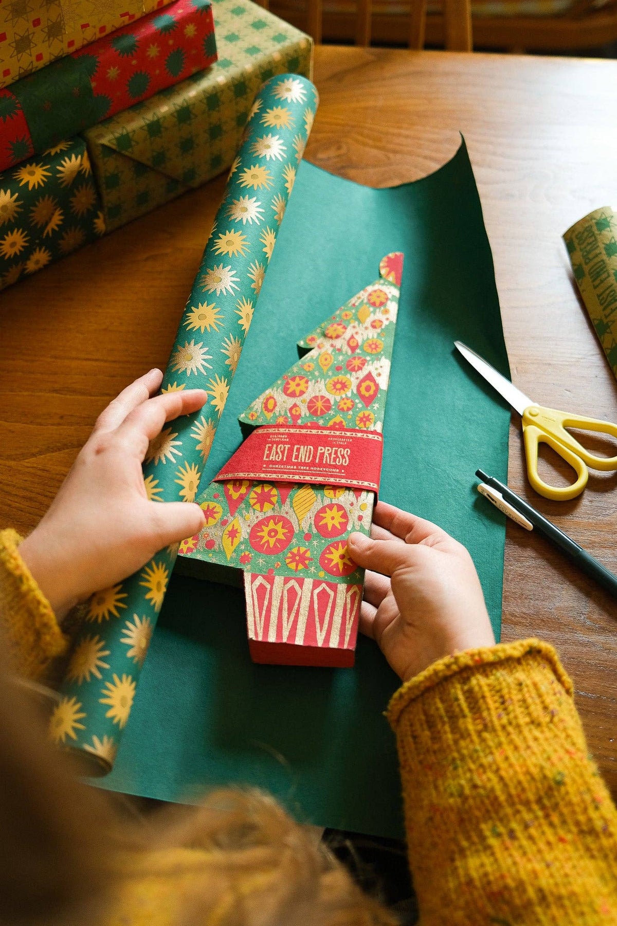 East End Press - UK/EU: Christmas Tree Honeycomb