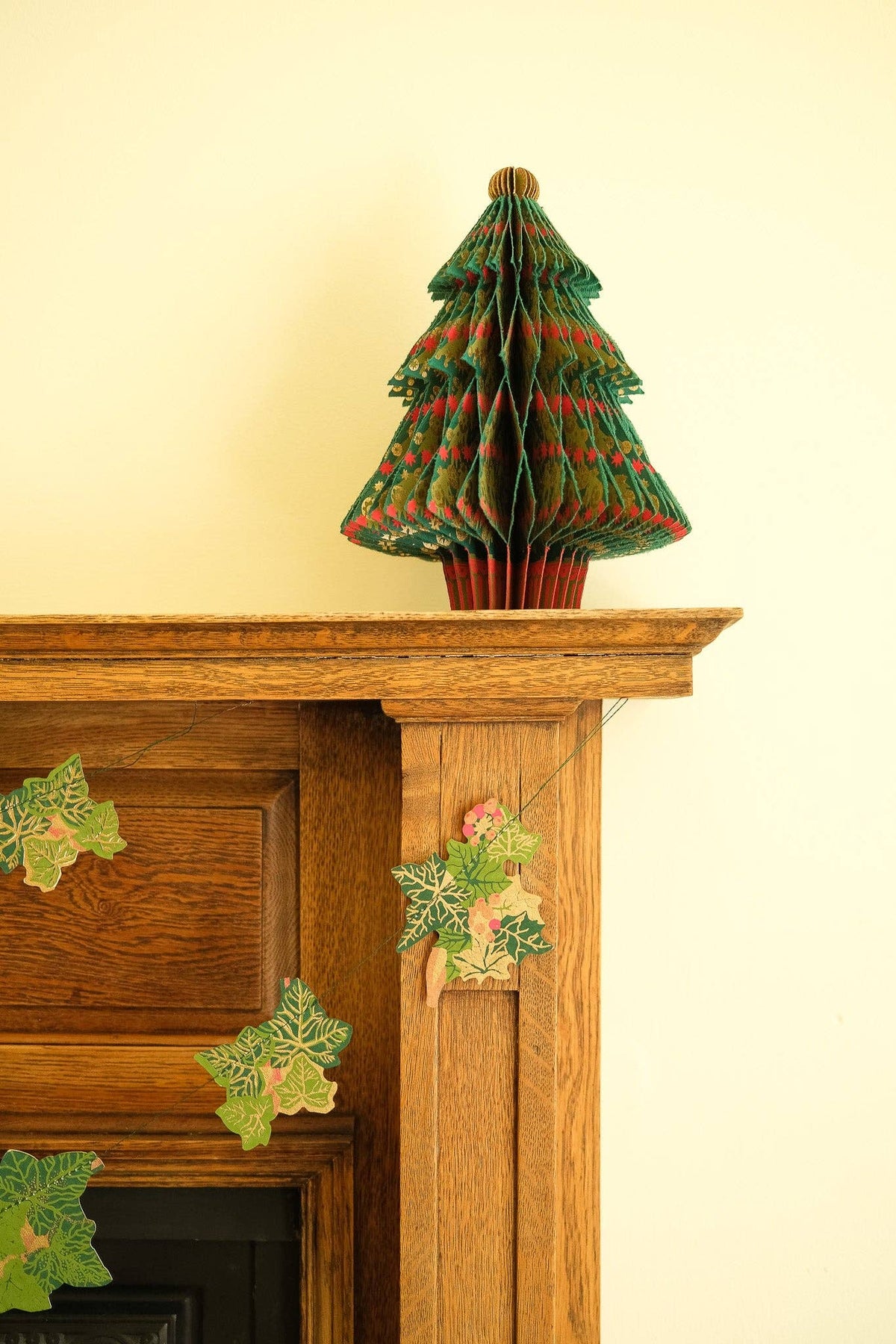 East End Press - UK/EU: Holly and Ivy Sewn Garland