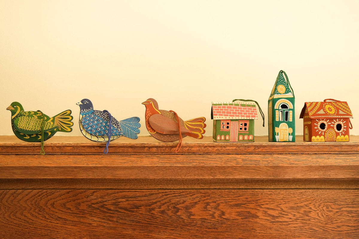 East End Press - UK/EU: Robin Screen-Printed Board Decoration