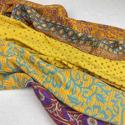 AURA QUE - MOHINI Recycled Sari Fabric Scarf Square 55cm