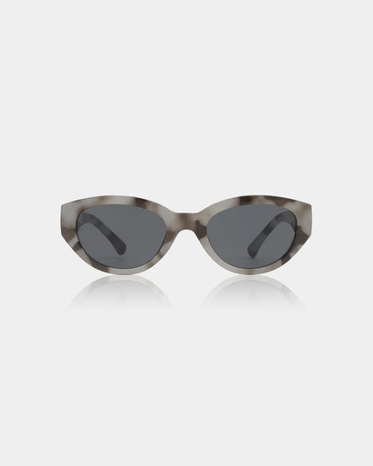 Winnie Sunglasses - by A.KJÆRBEDE