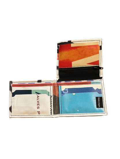 Lompakko Bann Upcycled Wallet White/Black - by NUKAK