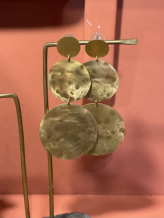 Gold brass rhombus earrings - by Palomita Jewellery