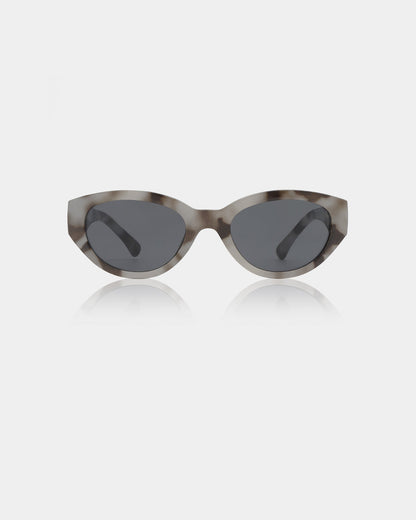 Winnie Sunglasses - by A.KJÆRBEDE
