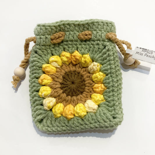Sunflower crochet bag by Miss Peachy