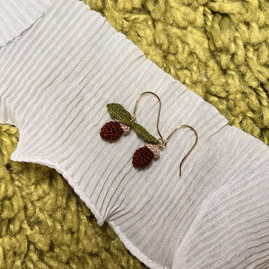 Hazelnut Crotchet earrings by Miss Peachy