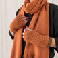 AURA QUE - VARGA Unisex Banana Yarn Wristwarmers