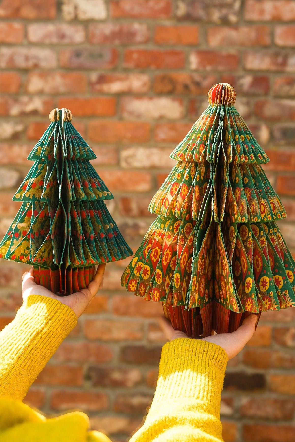 East End Press - UK/EU: Christmas Tree Honeycomb