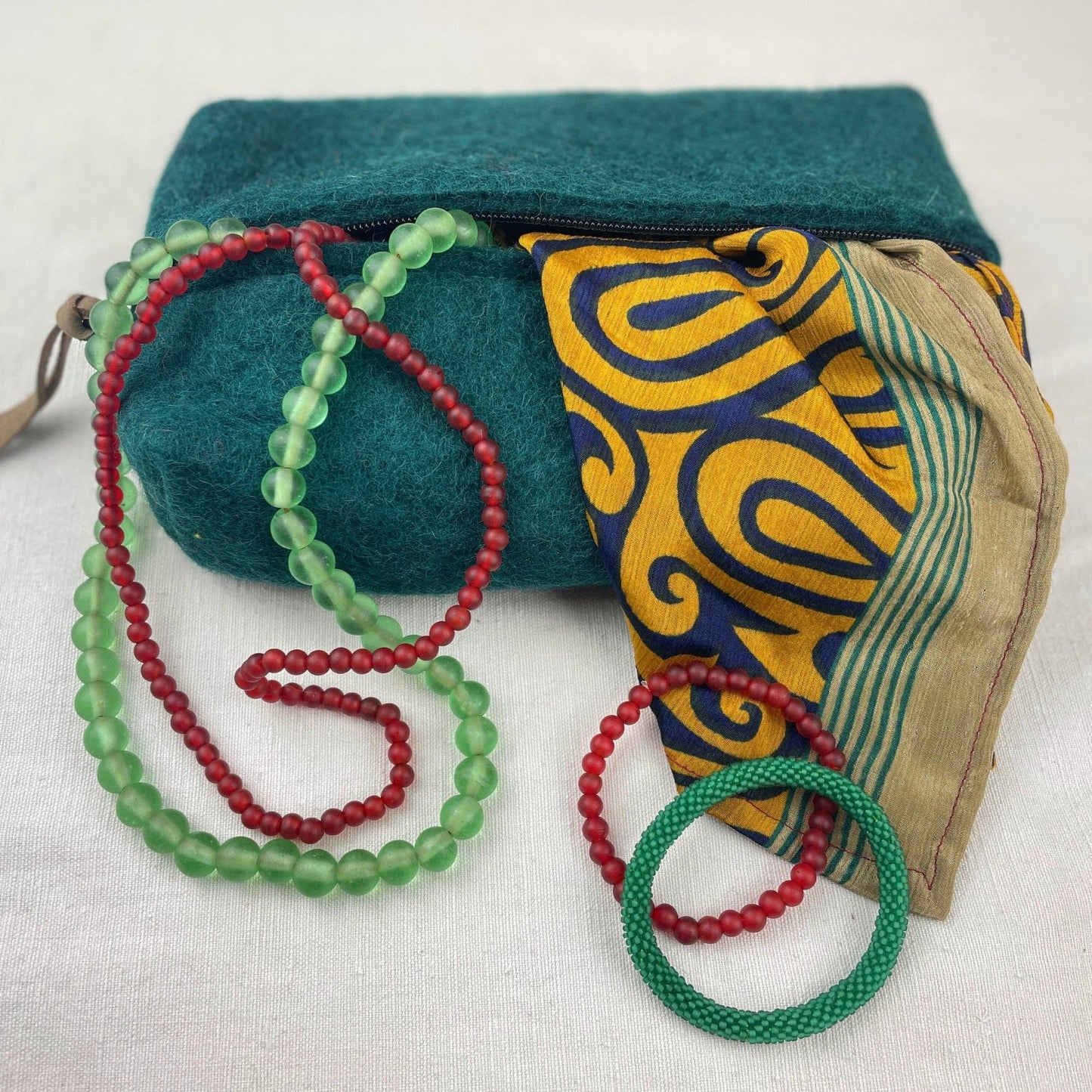AURA QUE - JANGALI CLASSIC Recycled Glass Bead Jewellery
